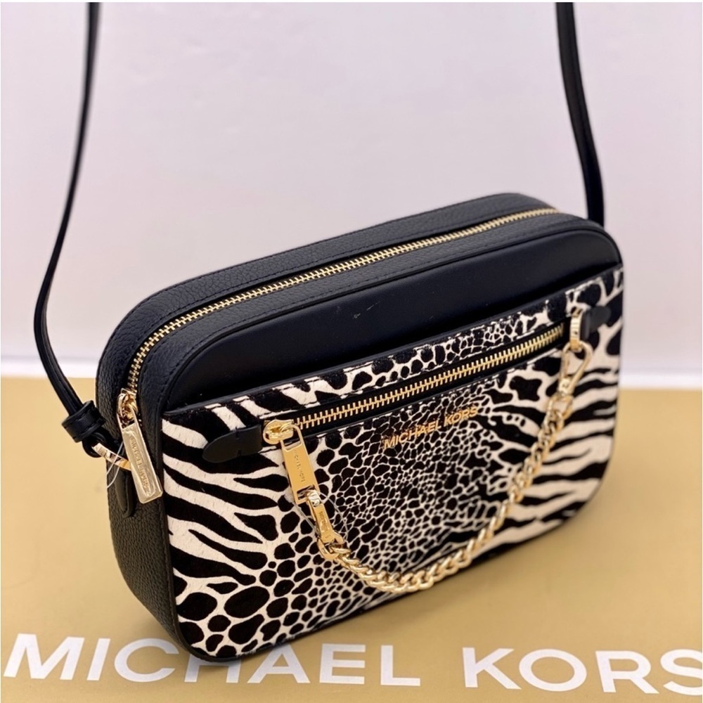 Michael Kors EW Zip Chain Crossbody Bag Black - Picture 6 of 11